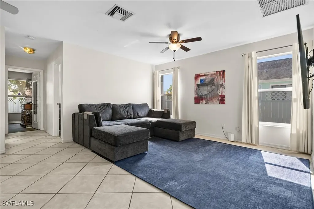 2218 NE 5th Terrace Cape Coral FL 33909
