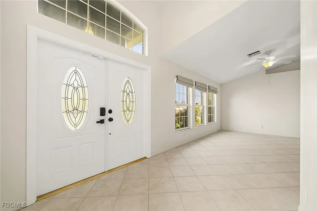 2218 NE 5th Terrace Cape Coral FL 33909