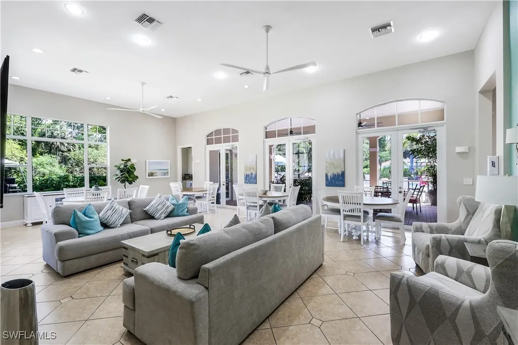 4430 Botanical Place Circle Naples FL 34112