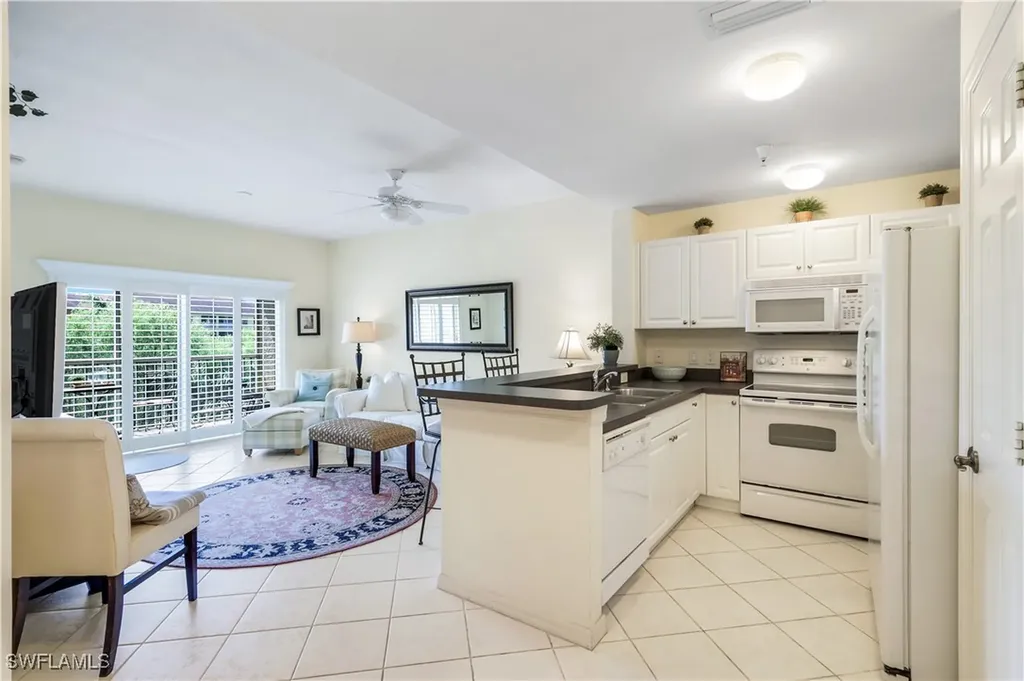 4430 Botanical Place Circle Naples FL 34112