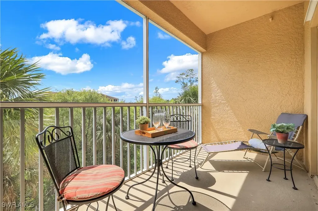 4430 Botanical Place Circle Naples FL 34112
