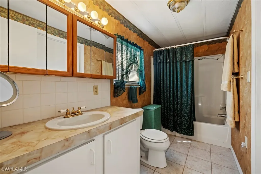 120 Sugar Loaf Lane Naples FL 34114