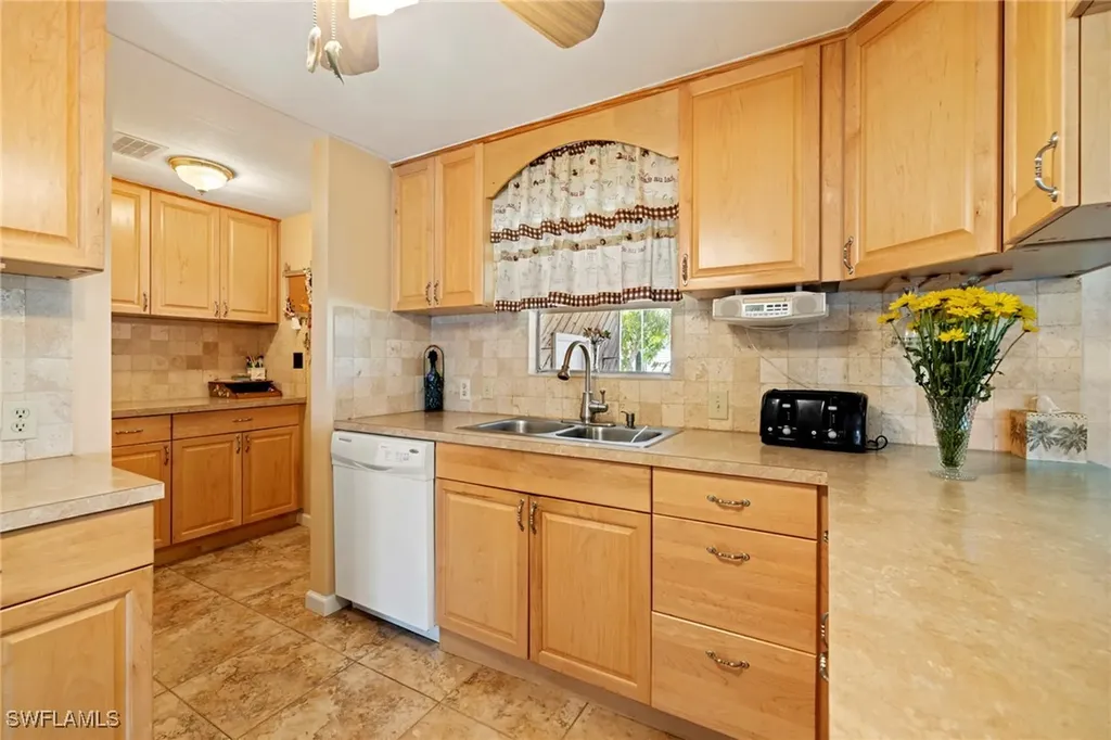 120 Sugar Loaf Lane Naples FL 34114