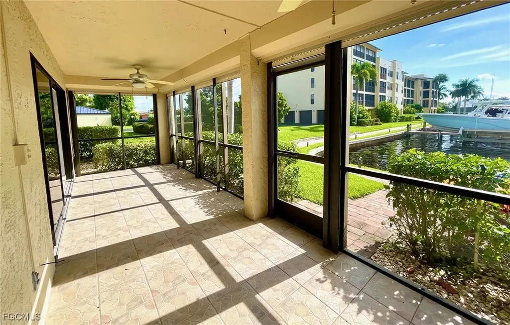 4703 SE 17th Place Cape Coral FL 33904