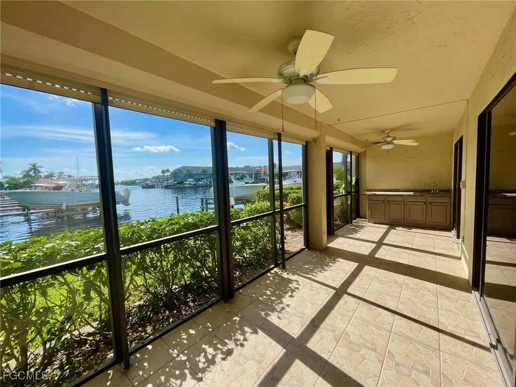 4703 SE 17th Place Cape Coral FL 33904