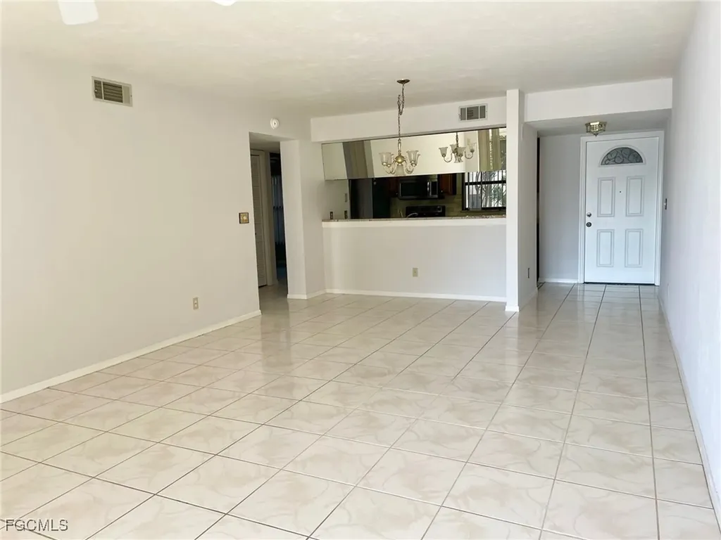 4703 SE 17th Place Cape Coral FL 33904