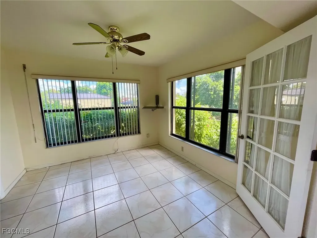 4703 SE 17th Place Cape Coral FL 33904