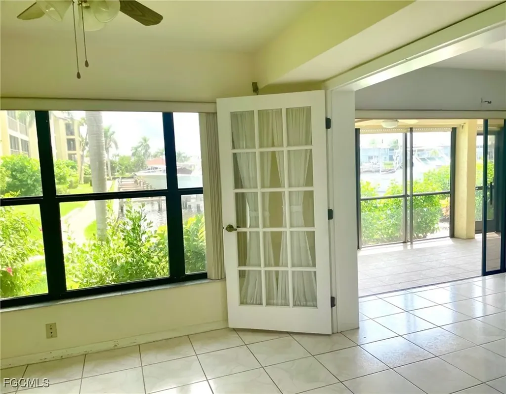4703 SE 17th Place Cape Coral FL 33904