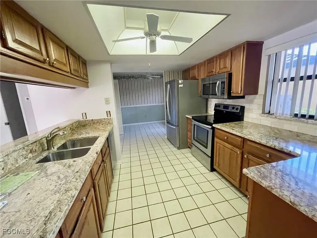 4703 SE 17th Place Cape Coral FL 33904