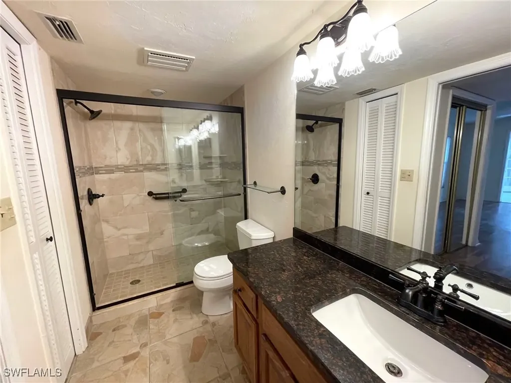 4703 SE 17th Place Cape Coral FL 33904
