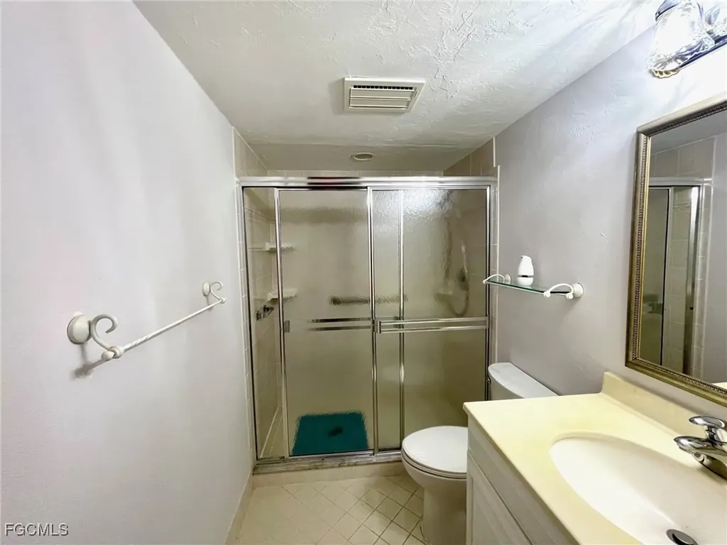 4703 SE 17th Place Cape Coral FL 33904