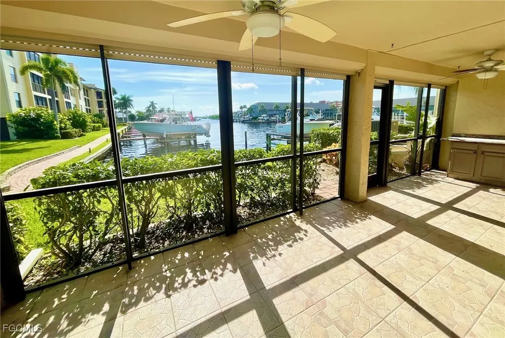 4703 SE 17th Place Cape Coral FL 33904