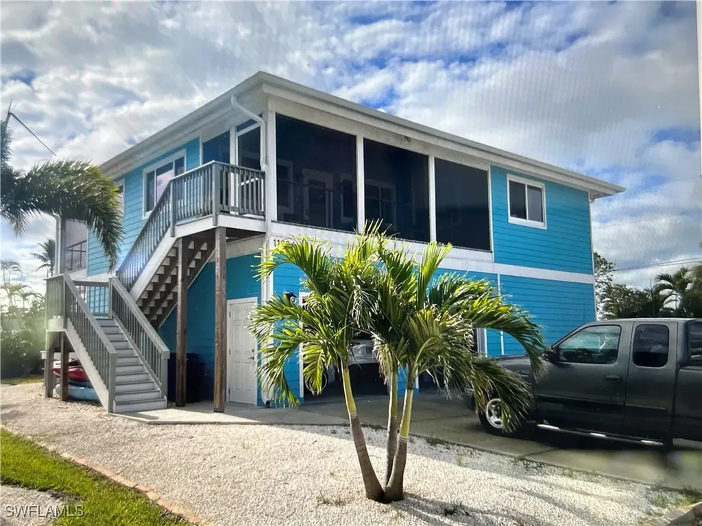 11924 Island Avenue Matlacha FL 33993