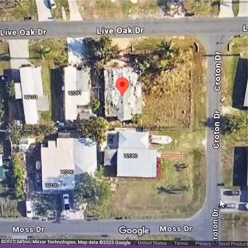 12081 Live Oak Drive Fort Myers FL 33908