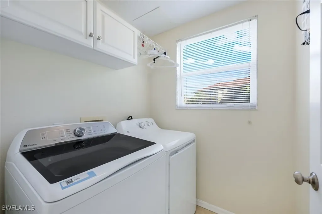 6920 Huntington Lakes Circle Naples FL 34119