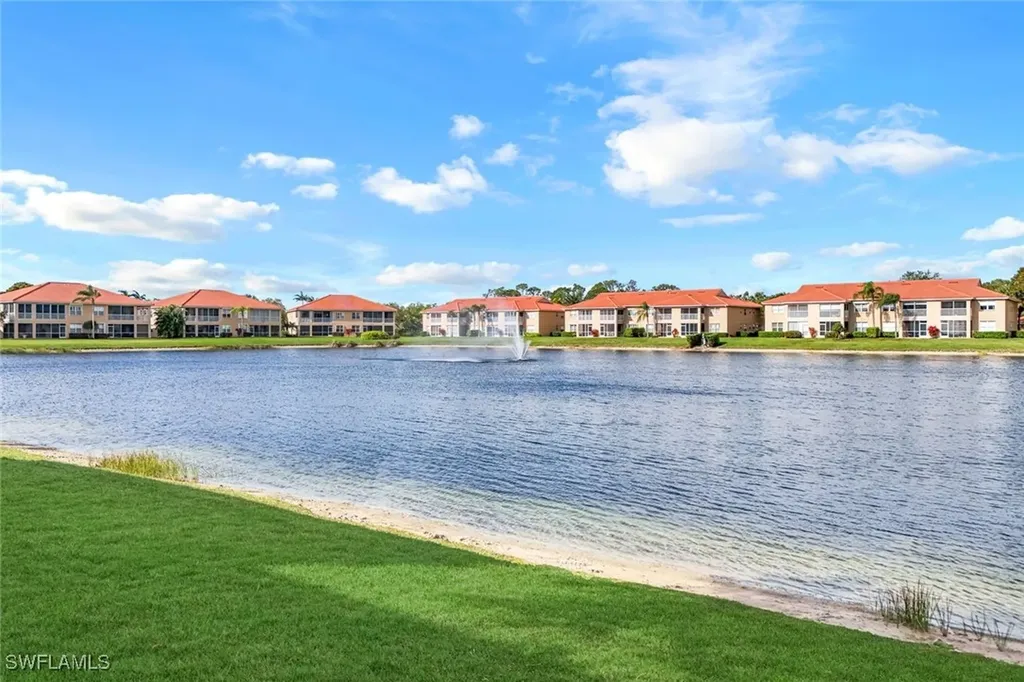 6920 Huntington Lakes Circle Naples FL 34119