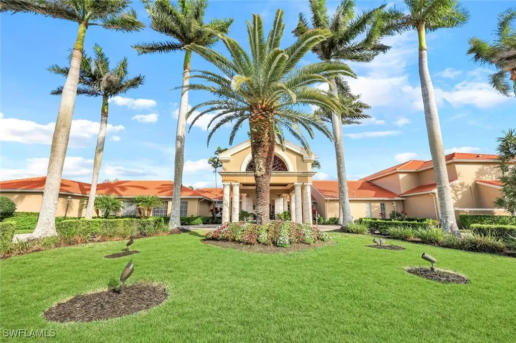 6920 Huntington Lakes Circle Naples FL 34119