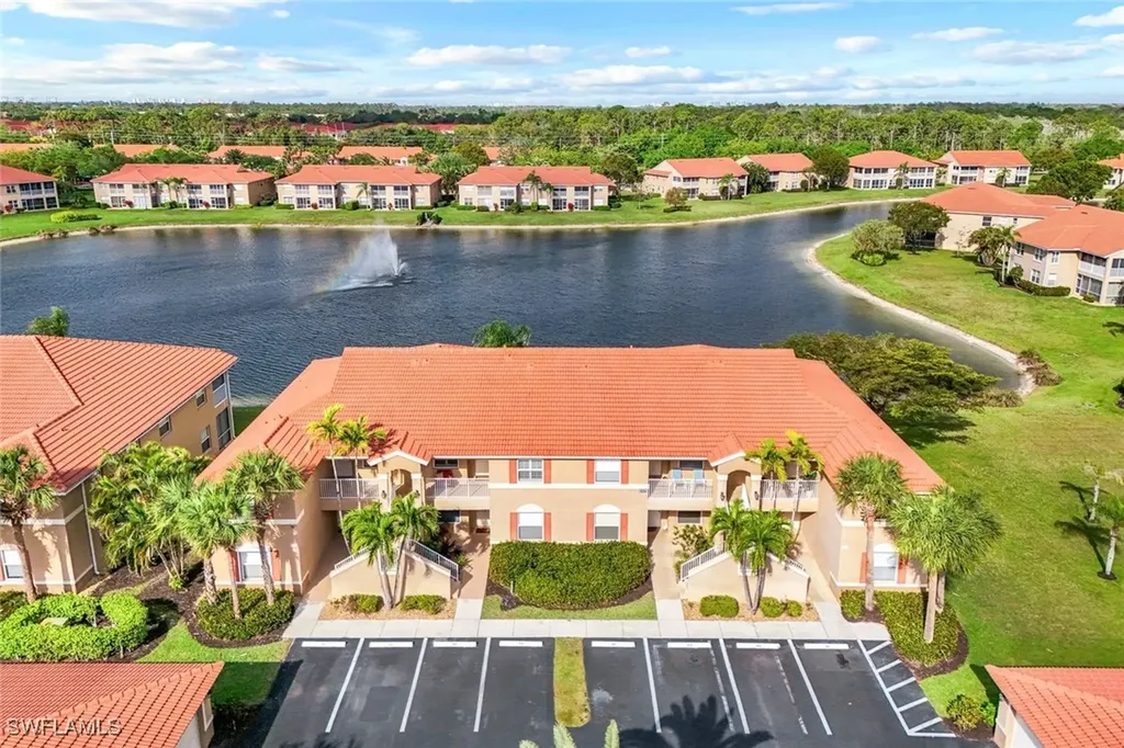 6920 Huntington Lakes Circle Naples FL 34119