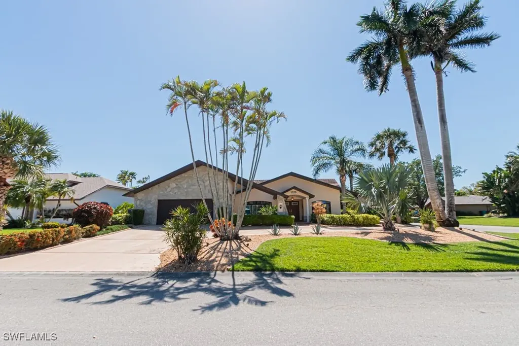1323 Claret Court Fort Myers FL 33919