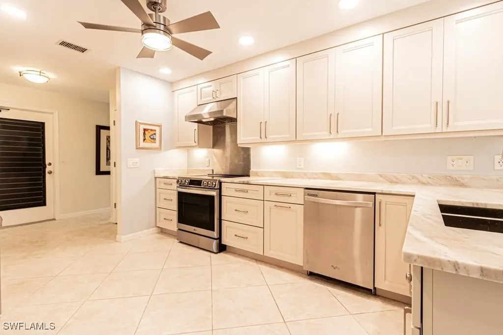 1323 Claret Court Fort Myers FL 33919