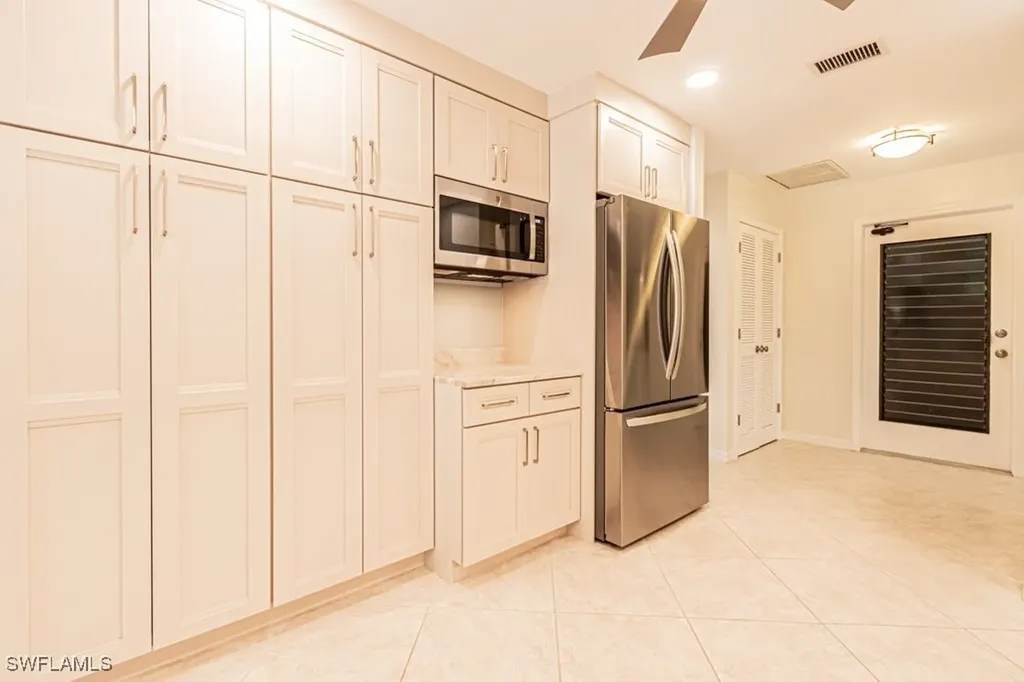 1323 Claret Court Fort Myers FL 33919