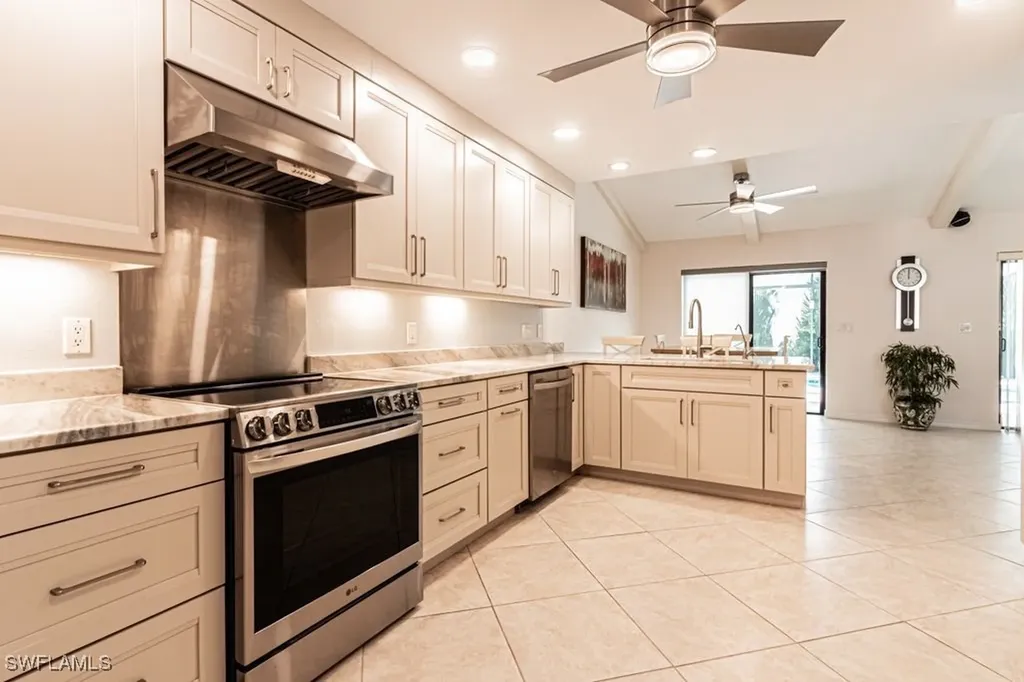 1323 Claret Court Fort Myers FL 33919