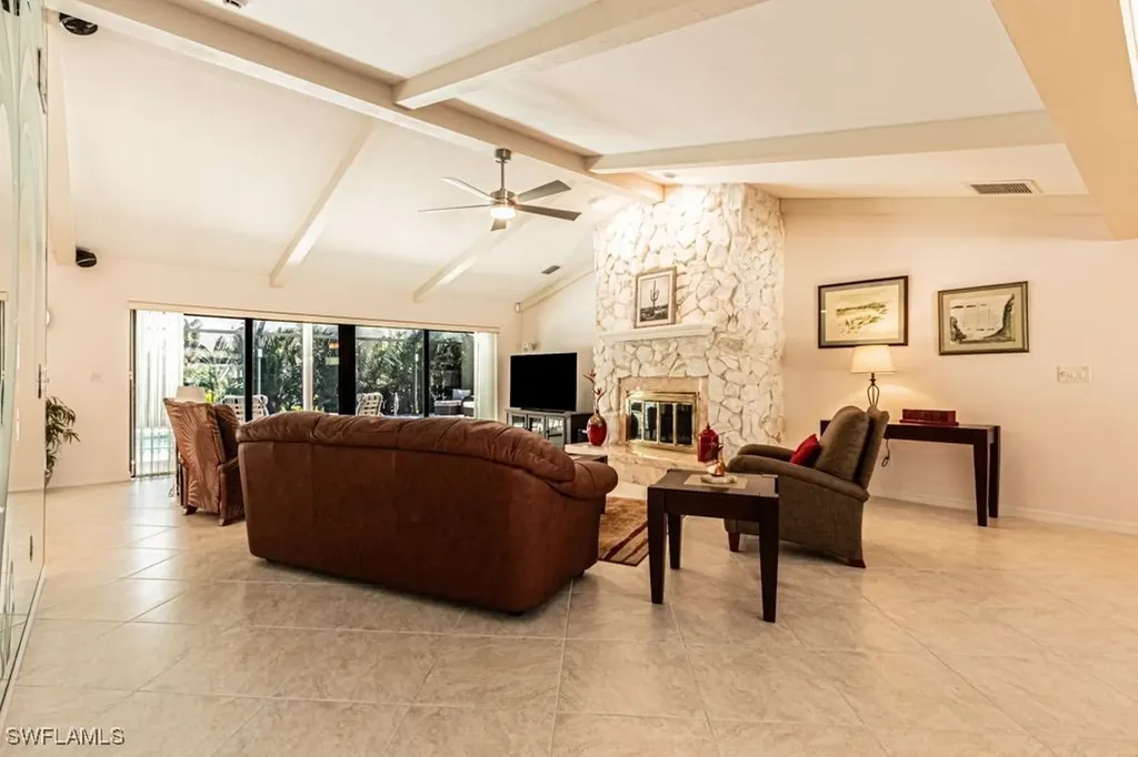 1323 Claret Court Fort Myers FL 33919