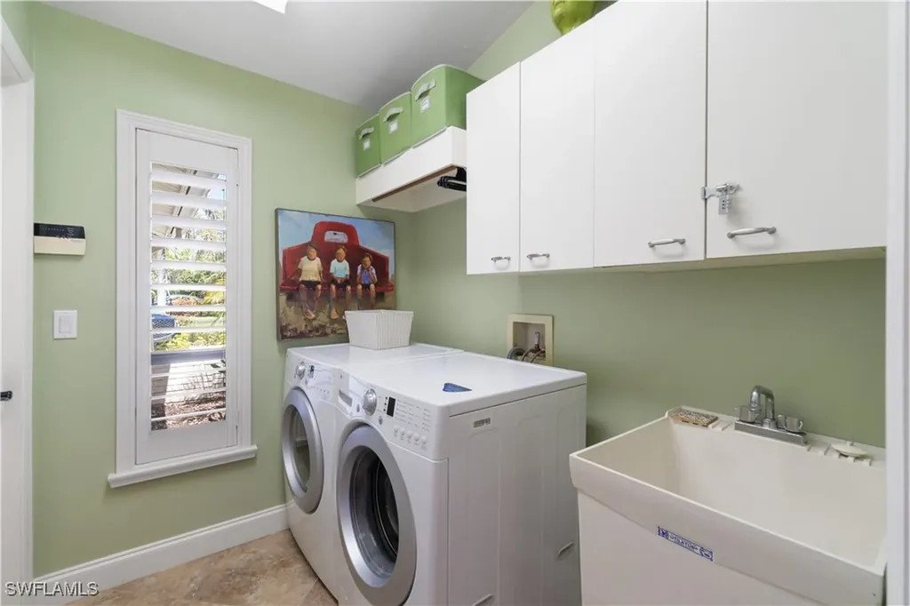 9775 Treasure Cay Lane Bonita Springs FL 34135