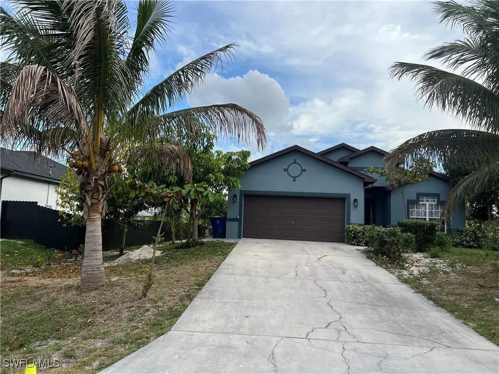 2609 4th Street SW Lehigh Acres FL 33976
