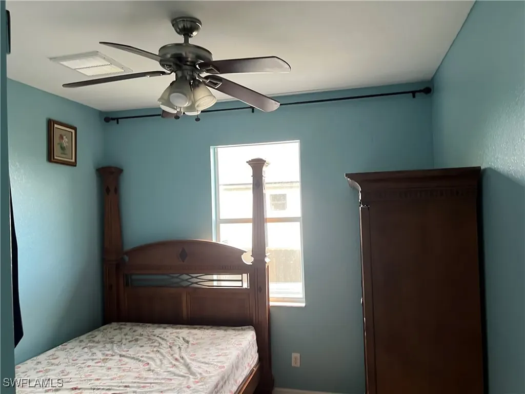 2609 4th Street SW Lehigh Acres FL 33976