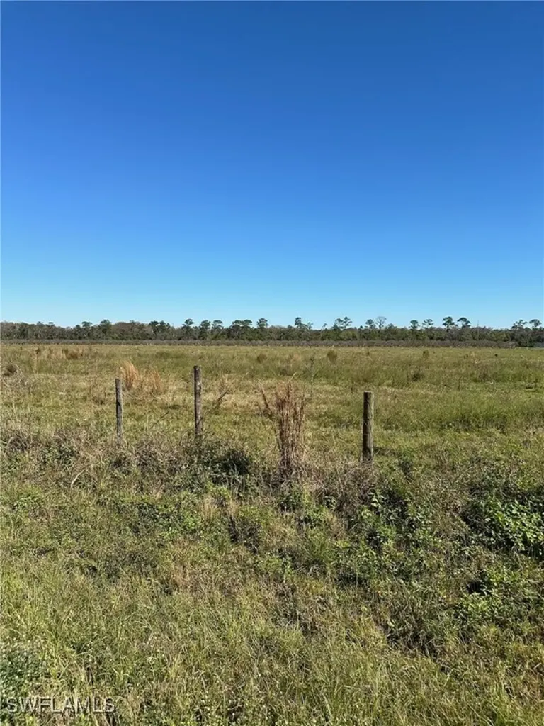 Secretariat Drive Labelle FL 33935