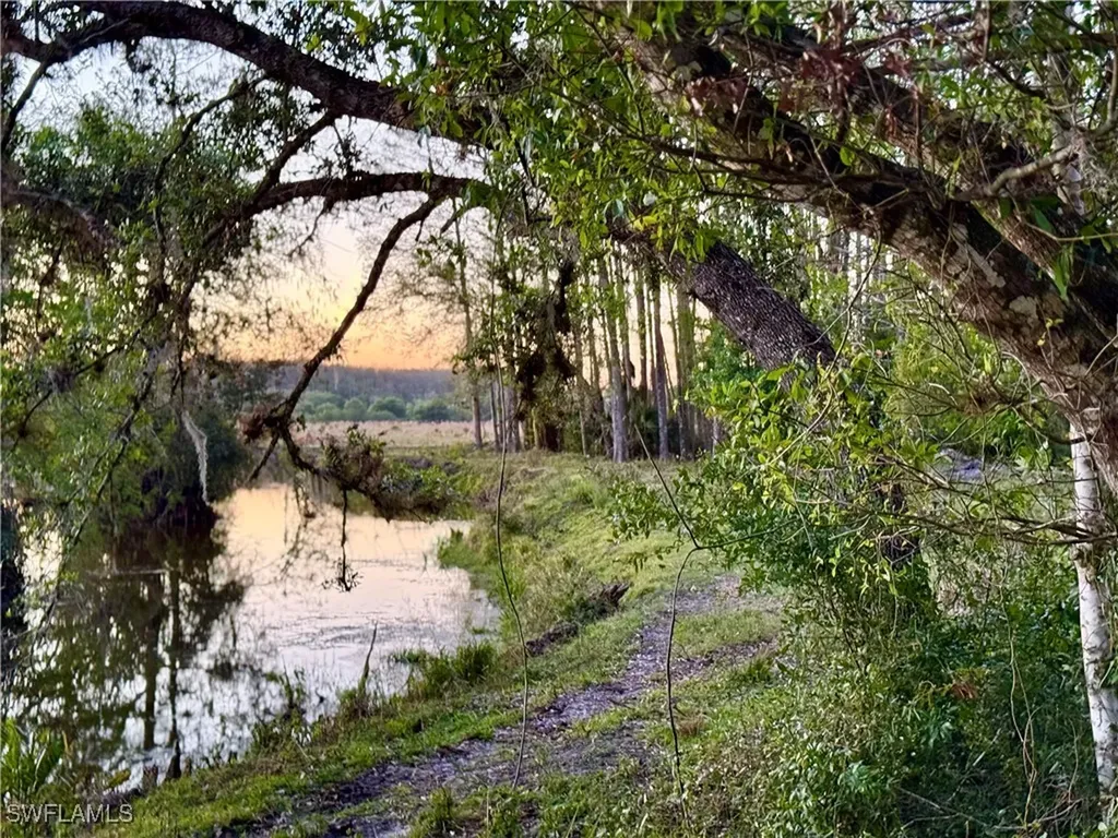 Secretariat Drive Labelle FL 33935