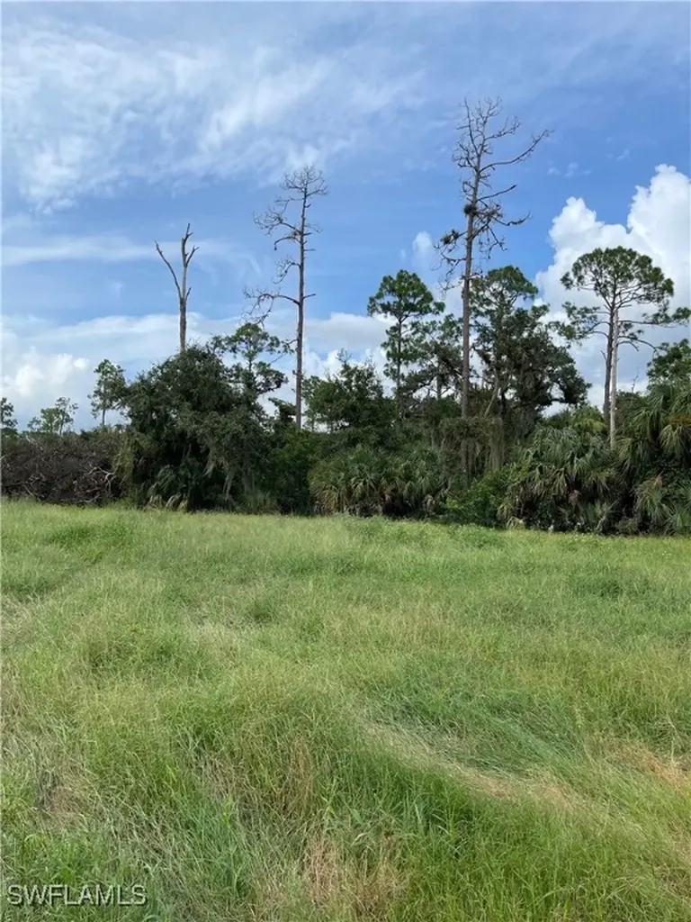 Secretariat Drive Labelle FL 33935