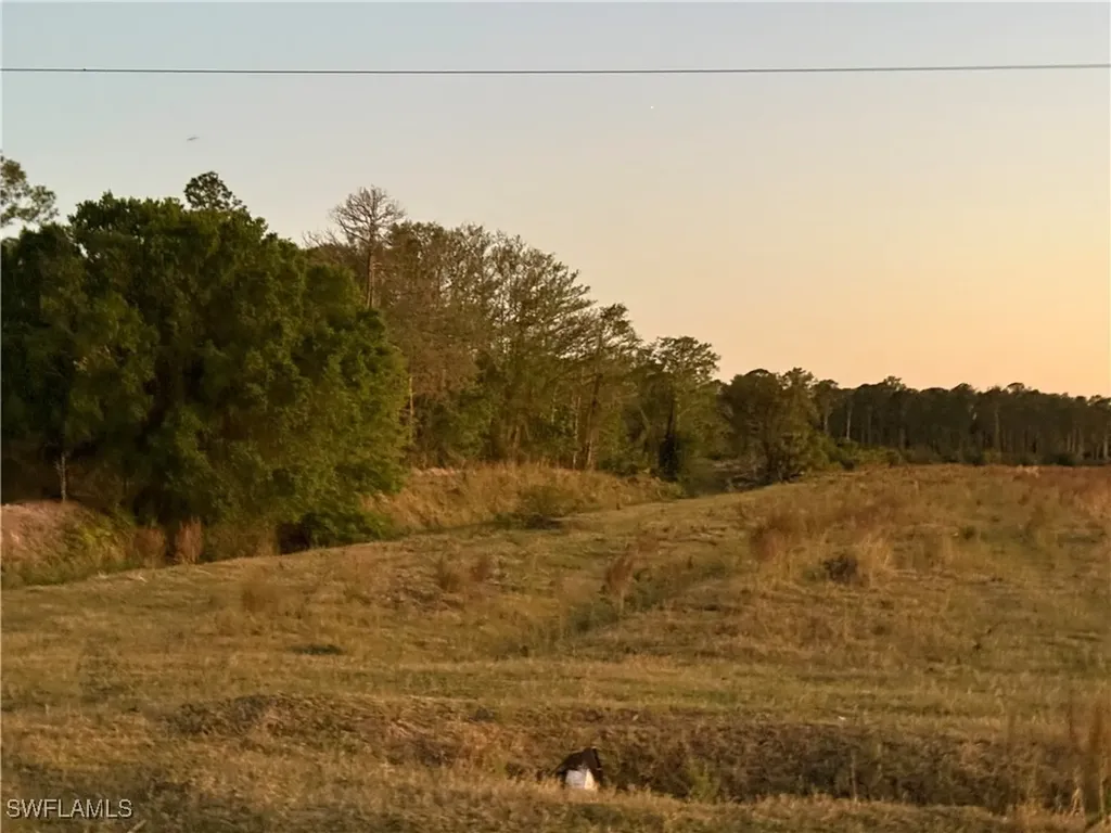 Secretariat Drive Labelle FL 33935