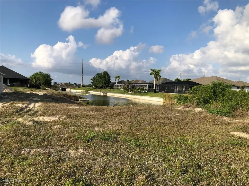 27 SW 14th Avenue Cape Coral FL 33991