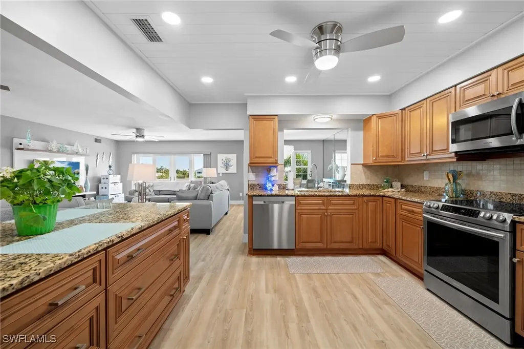 13511 Stratford Place Circle Fort Myers FL 33919