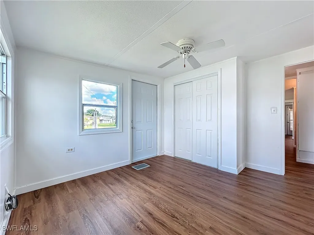 139 Gaslight Avenue North Fort Myers FL 33917