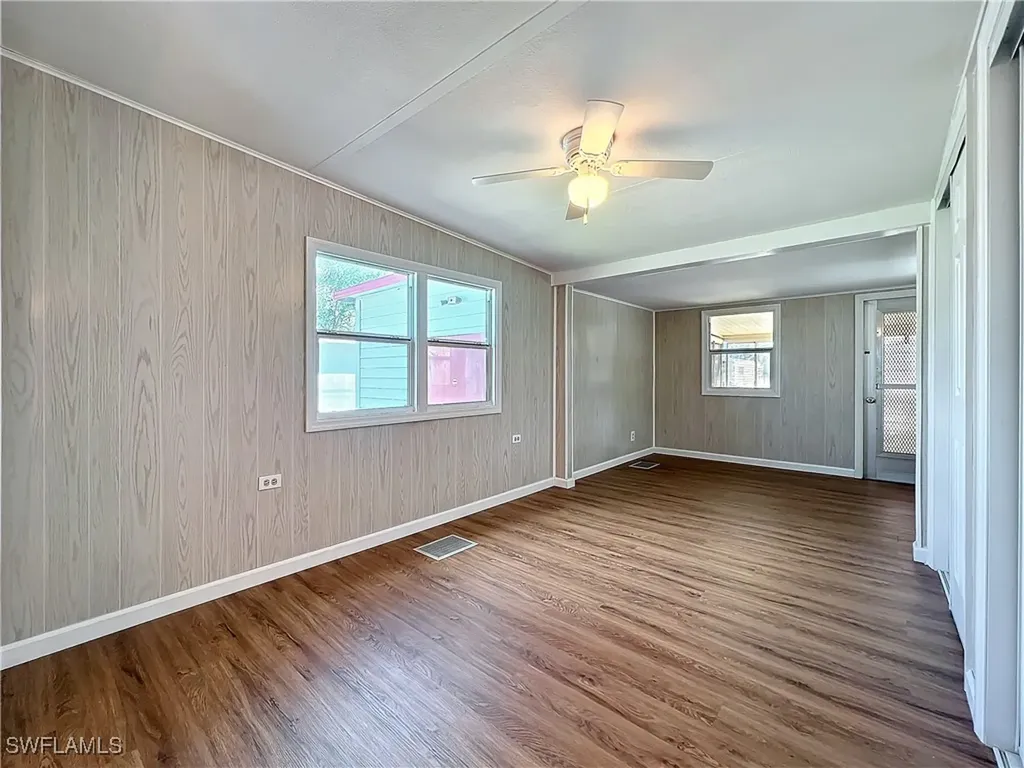 139 Gaslight Avenue North Fort Myers FL 33917