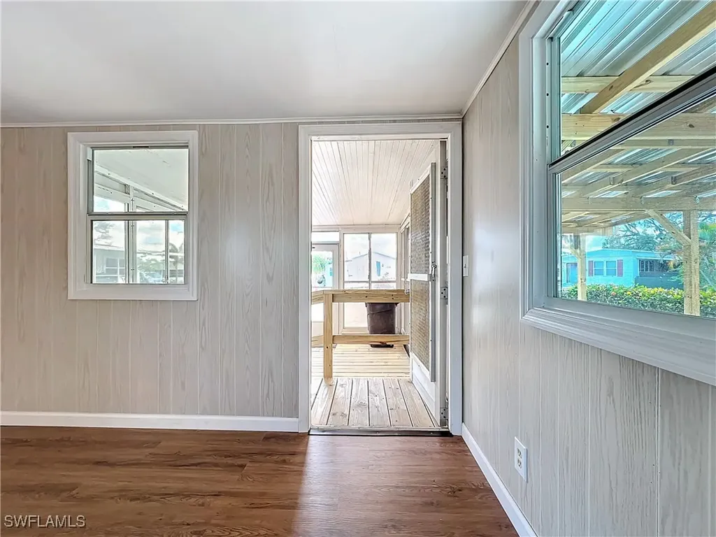 139 Gaslight Avenue North Fort Myers FL 33917