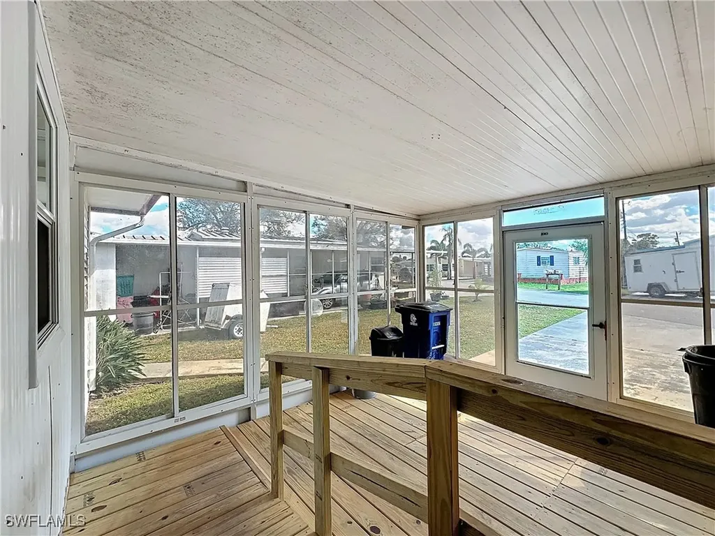 139 Gaslight Avenue North Fort Myers FL 33917