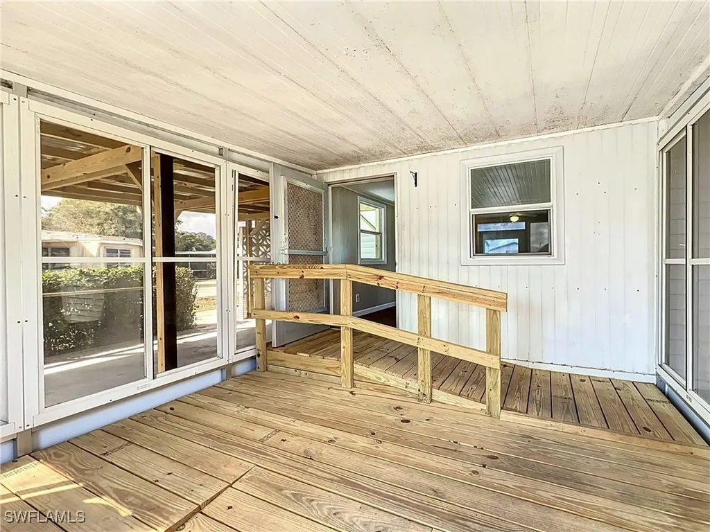 139 Gaslight Avenue North Fort Myers FL 33917