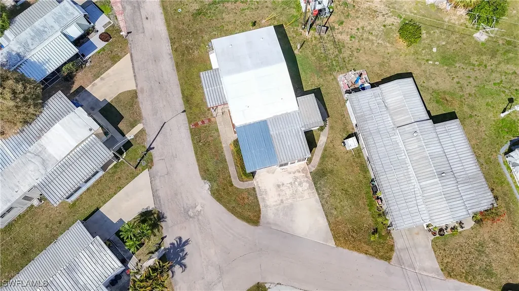 139 Gaslight Avenue North Fort Myers FL 33917