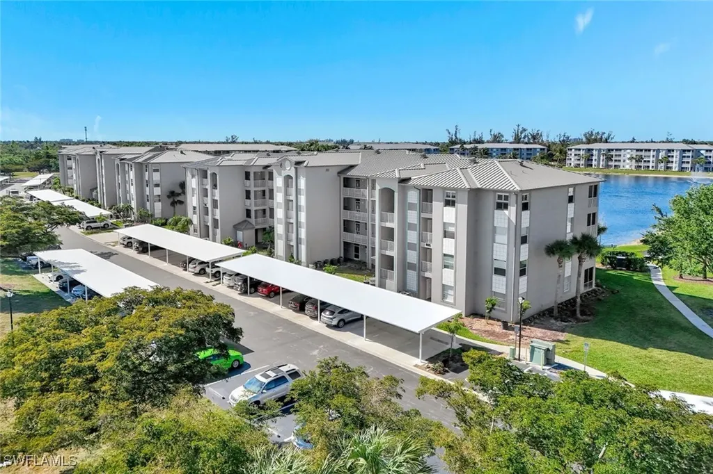 16605 Lake Circle Drive Fort Myers FL 33908