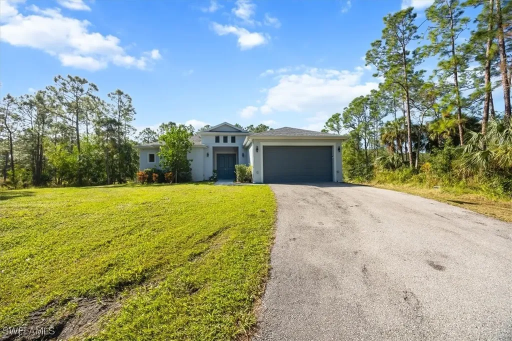 2660 50th Avenue NE Naples FL 34120
