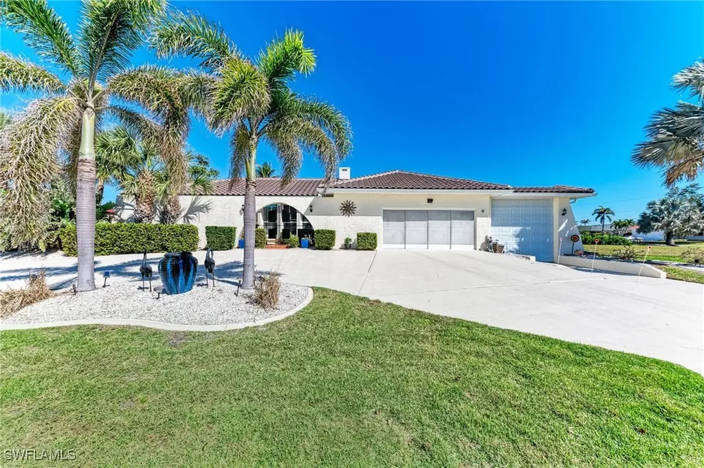 740 Via Esplanade Punta Gorda FL 33950