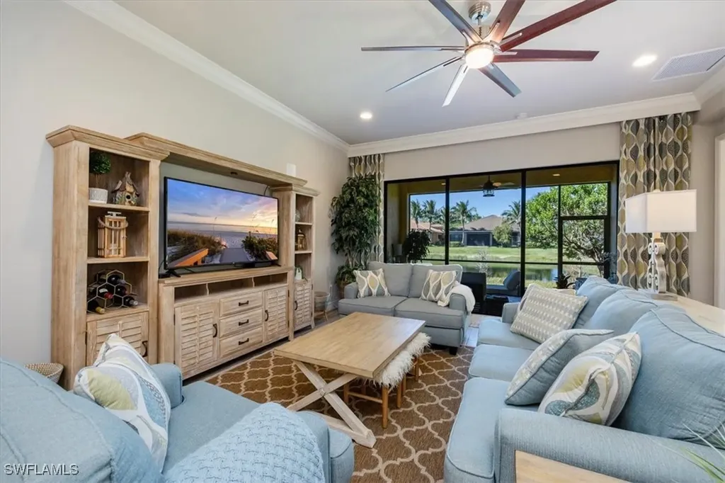 Naples FL, 13422 Silktail Drive