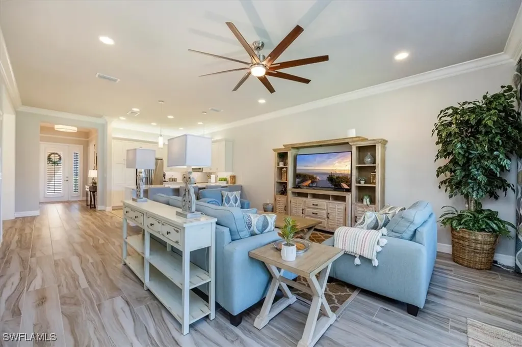 13422 Silktail Drive Naples FL 34109