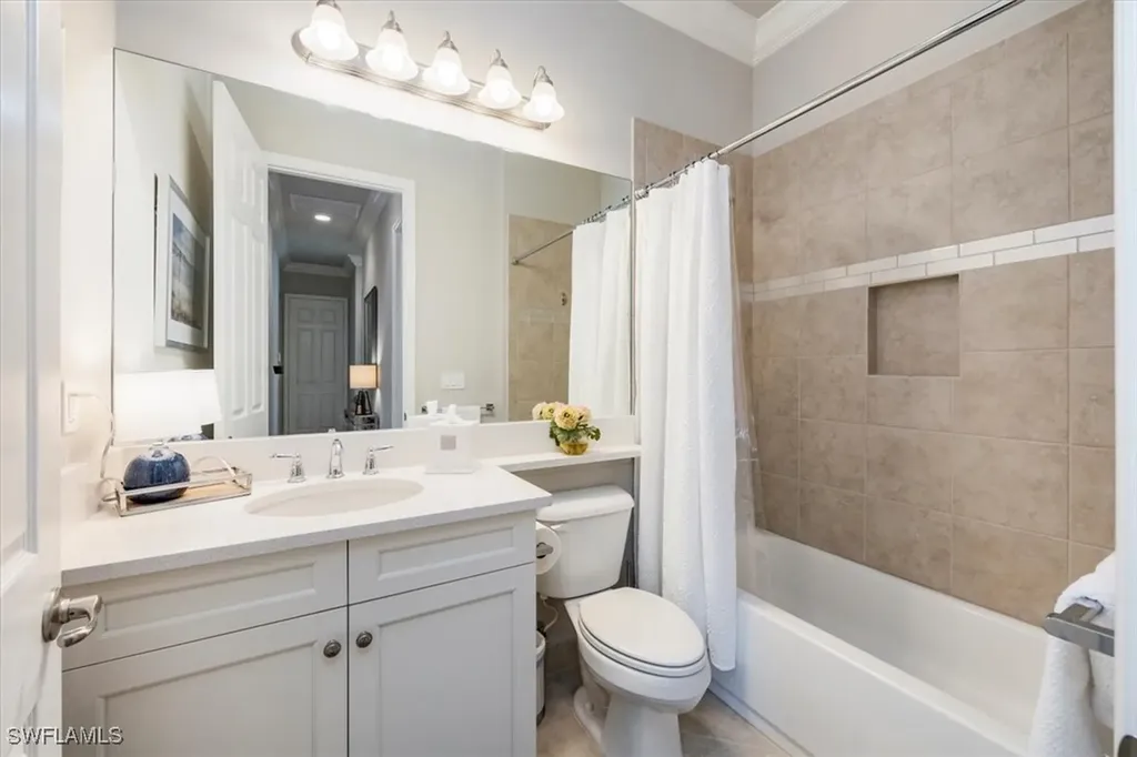 13422 Silktail Drive Naples FL 34109