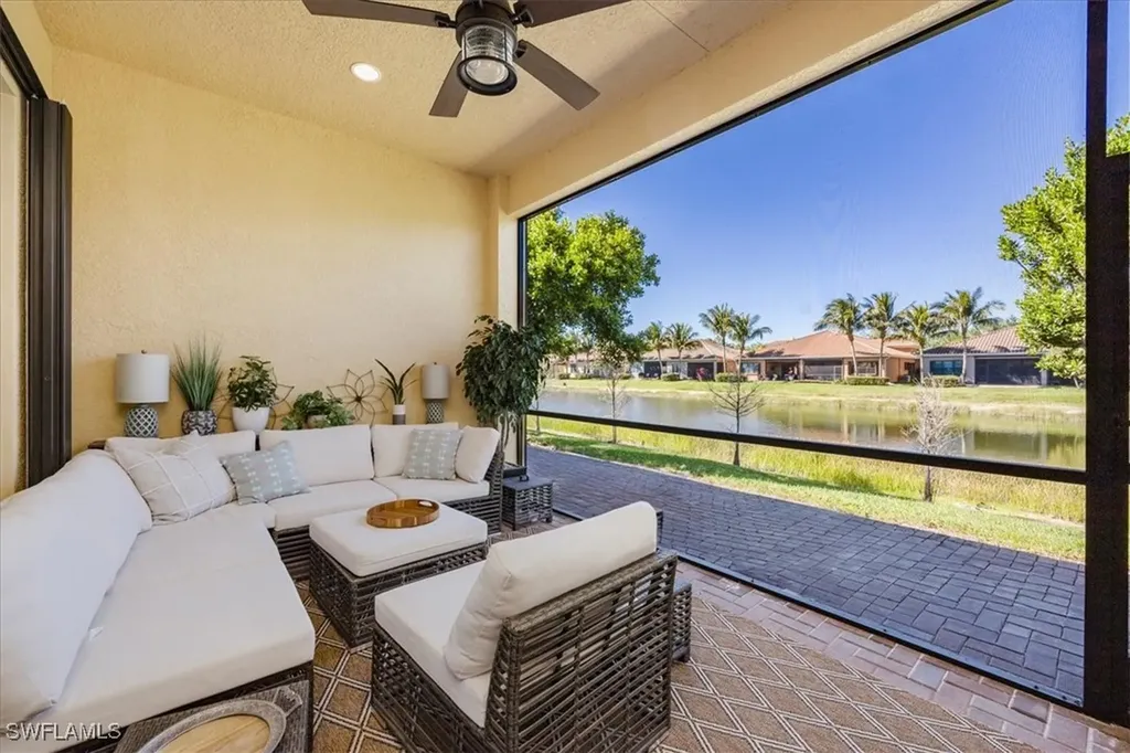 13422 Silktail Drive Naples FL 34109