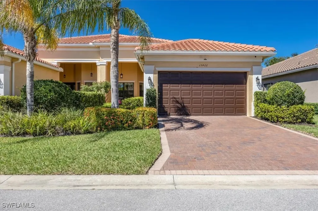 13422 Silktail Drive Naples FL 34109